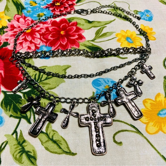 Goth style cocker with multi chain necklace - Picture 8 of 10